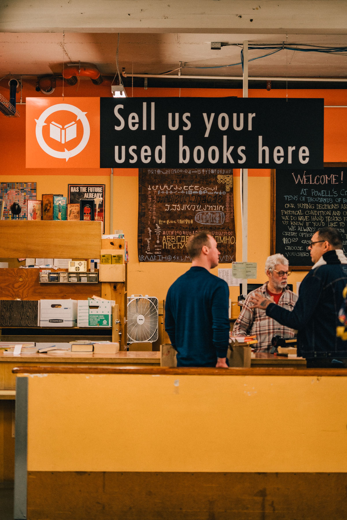 sell books at powell's