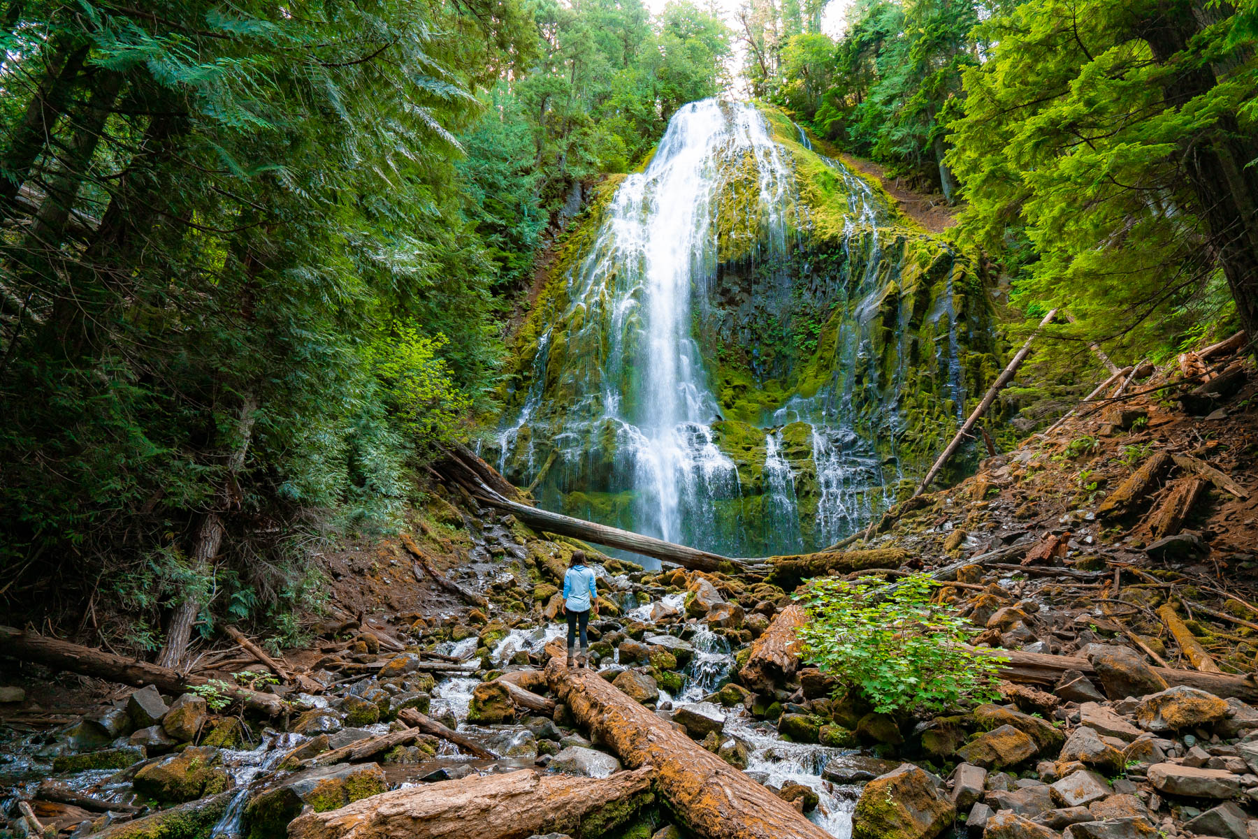 waterfall hikes near Portland