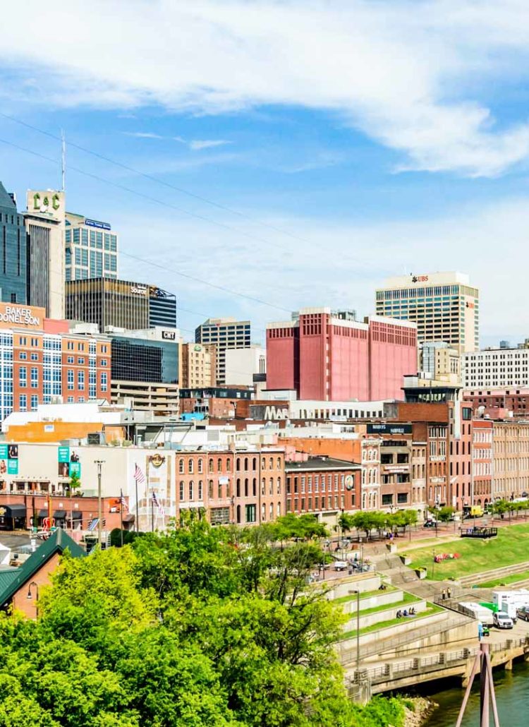 pros and cons of living in Nashville